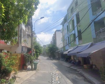 Bán nhà mặt tiền Linh Chiểu, đường 4, ngang 6m, 3 tầng, sổ hồng riêng. DT 81m2